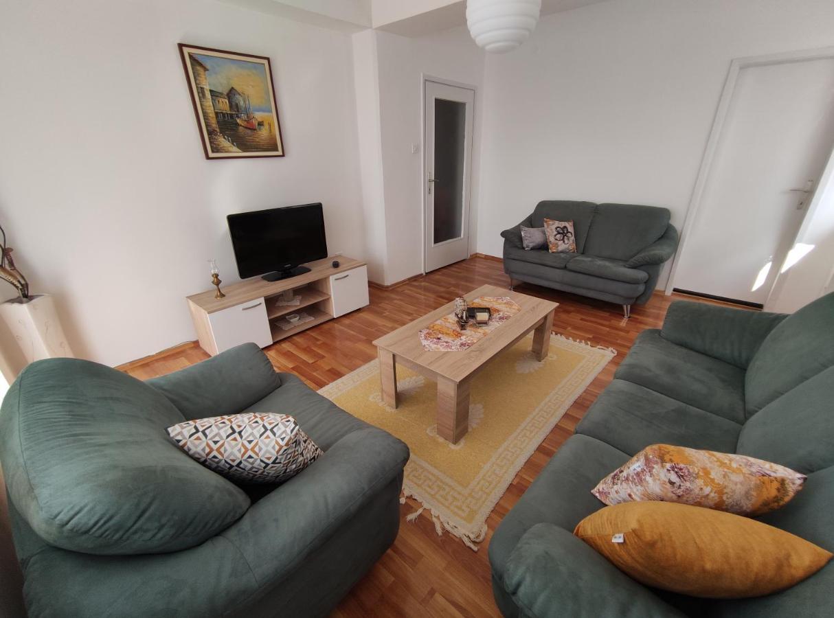 Charming & Spacious 2 Bedroom Apartment With A Gorgeous 8Th-Floor View Ohrida Exterior foto