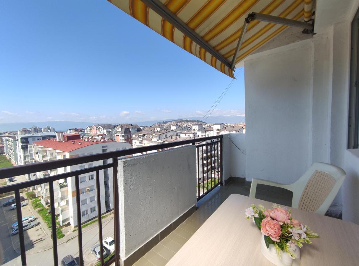 Charming & Spacious 2 Bedroom Apartment With A Gorgeous 8Th-Floor View Ohrida Exterior foto